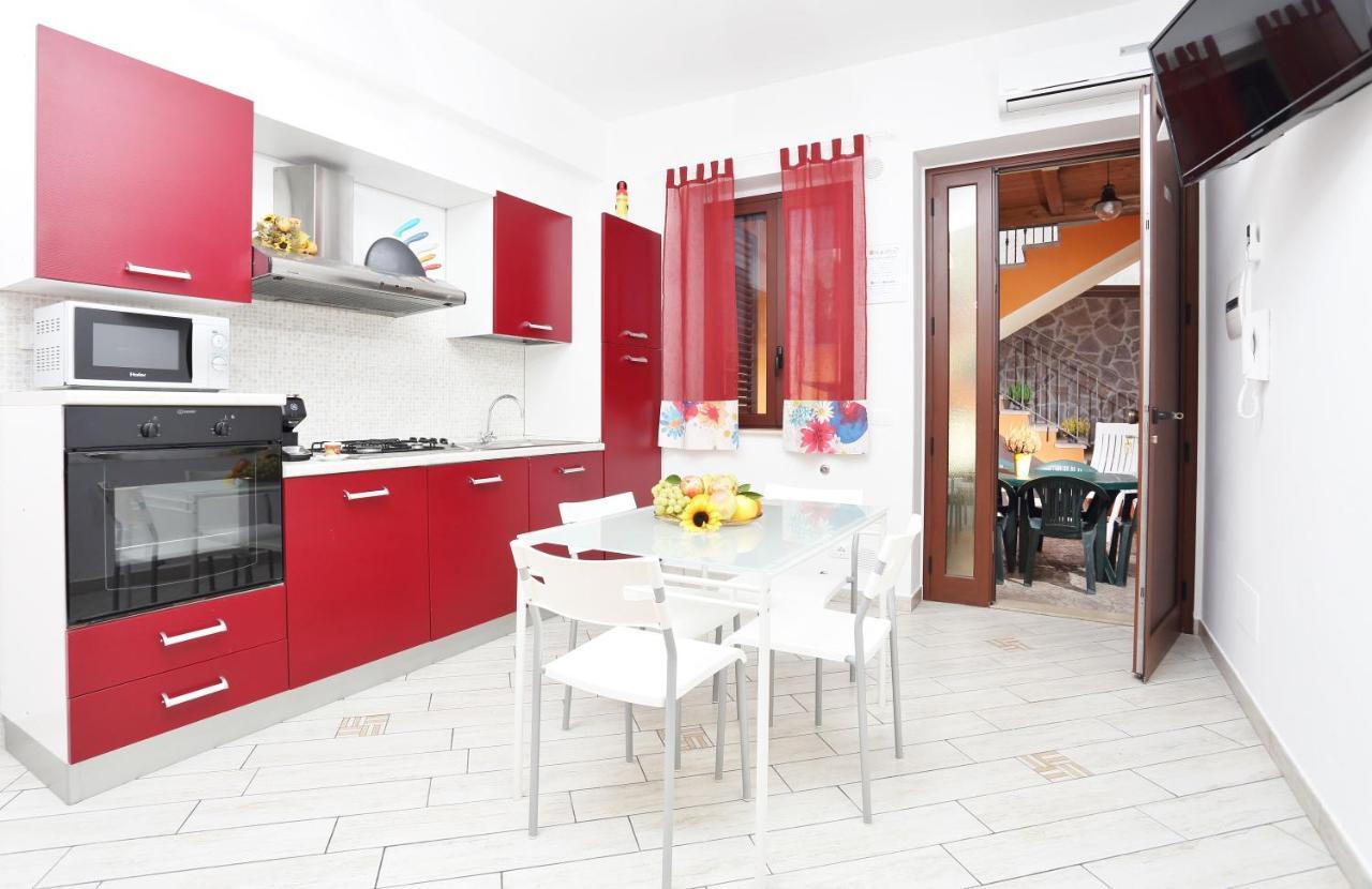 Capo D'Orlando Apartments Extérieur photo